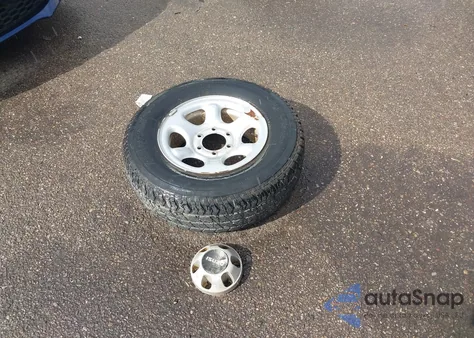 2001 Isuzu Rodeo Ls 3.2L/Ls 3.2L V6/Lse 3.2L V6/S/S 3.2L V6 z USA, uszkodzony, nr VIN 4S2DM58W914321884